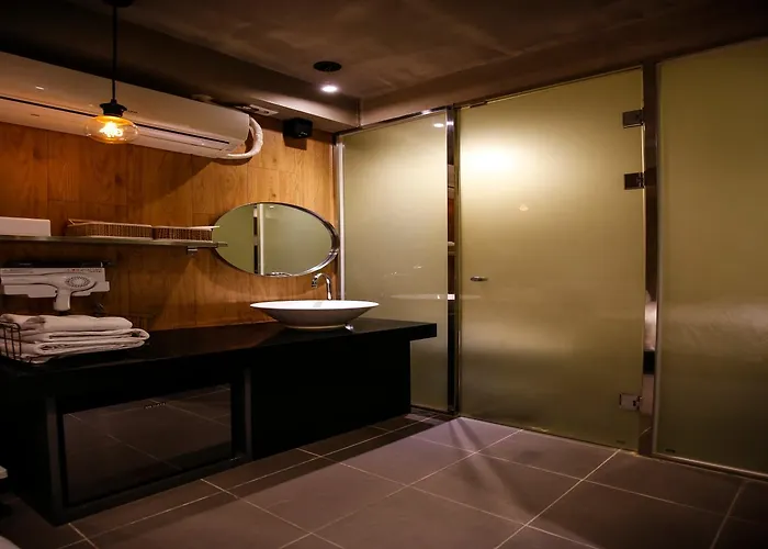 Hotel Story 3*