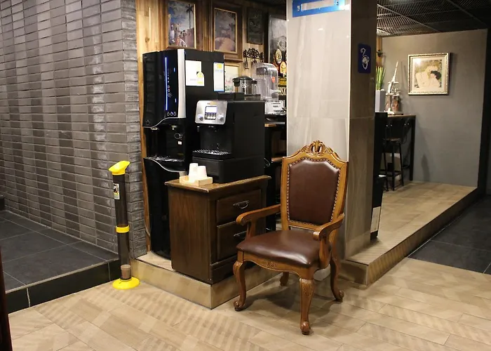 Story 3* Seoul